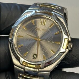 Seiko SGEA04 Date Two-Tone Stainless Steel Men’s 37mm Classic Quartz Watch